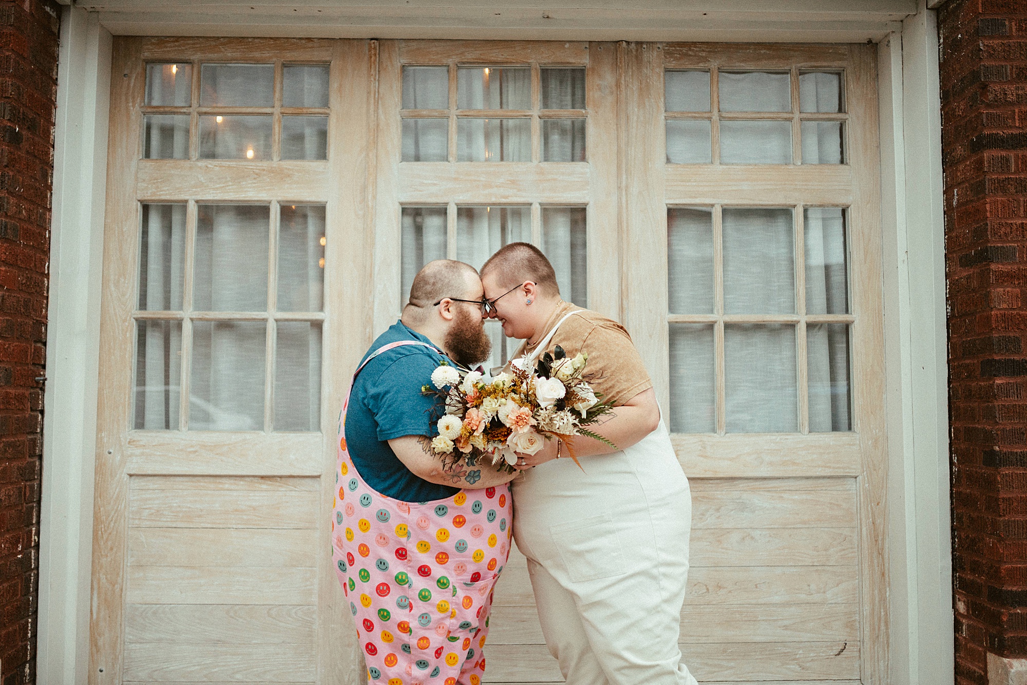 sweet newlyweds from Tulsa elopement